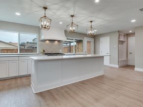 1912  Primrose Lane , Carrollton Texas 75007