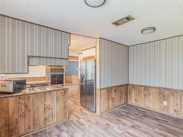 702  Fouts Drive , Irving Texas 75061