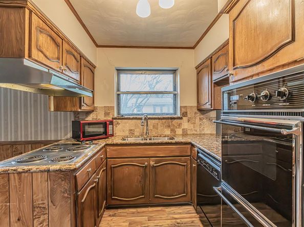 702  Fouts Drive , Irving Texas 75061