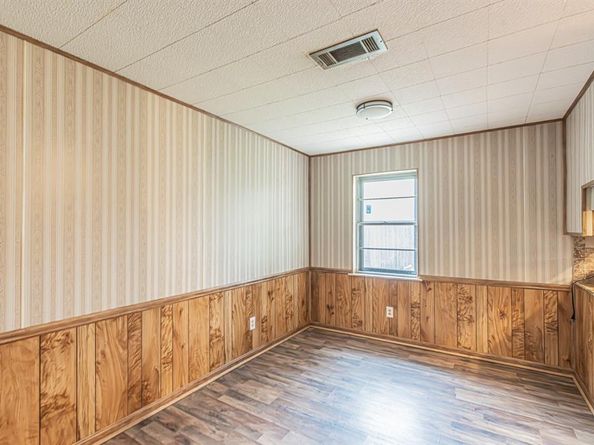 702  Fouts Drive , Irving Texas 75061