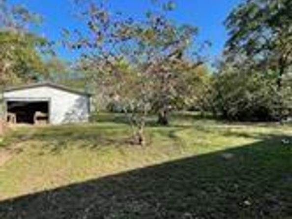 8361  Transit Street , Dallas Texas 75217