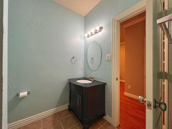 2947  Nadar  , Grand Prairie Texas 75054