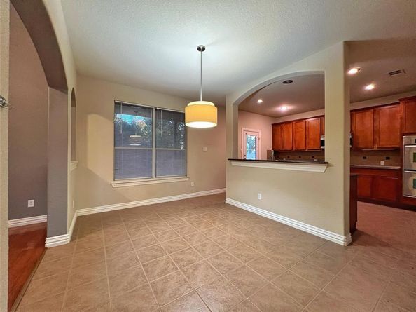 2947  Nadar  , Grand Prairie Texas 75054