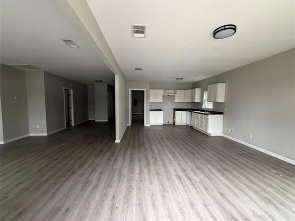 3411  Mclean Street , Fort Worth Texas 76103