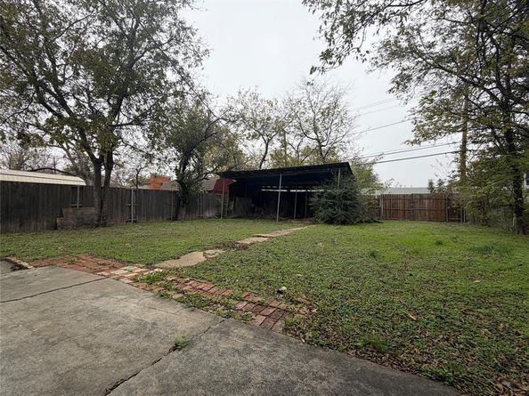 3411  Mclean Street , Fort Worth Texas 76103