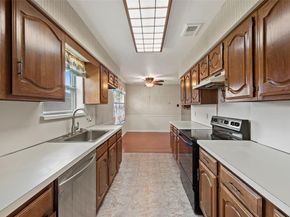 410  Daniel Lane , Cedar Hill Texas 75104