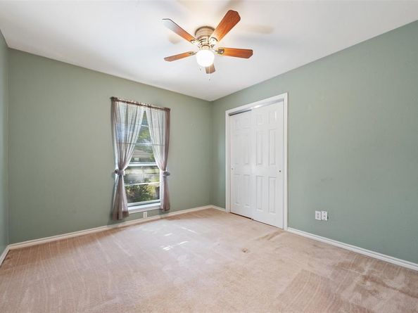 410  Daniel Lane , Cedar Hill Texas 75104