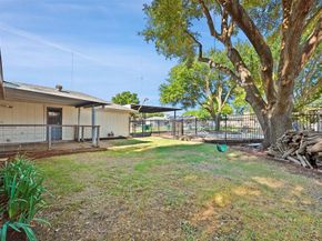 410  Daniel Lane , Cedar Hill Texas 75104