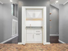 5038  Westgrove Drive  5038, Dallas Texas 75248