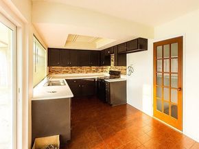 2421  Suffolk Lane , Lancaster Texas 75134