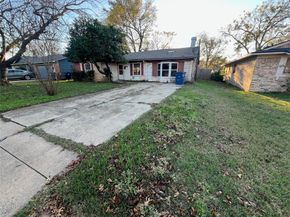 2421  Suffolk Lane , Lancaster Texas 75134