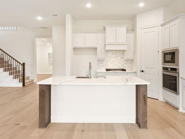 4071  Zina Lane , Prosper Texas 75078