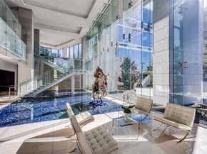 2900  Mckinnon Street  2204, Dallas Texas 75201