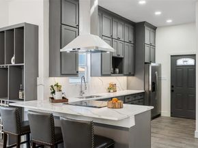 915 E Humbolt Street , Fort Worth Texas 76104