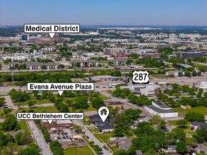 915 E Humbolt Street , Fort Worth Texas 76104