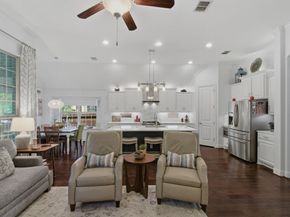 815  Dove Trail , Euless Texas 76039