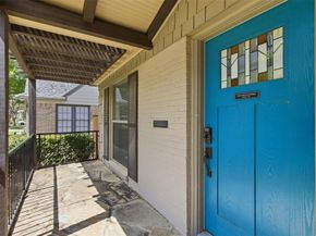 2615  Alco Avenue , Dallas Texas 75211