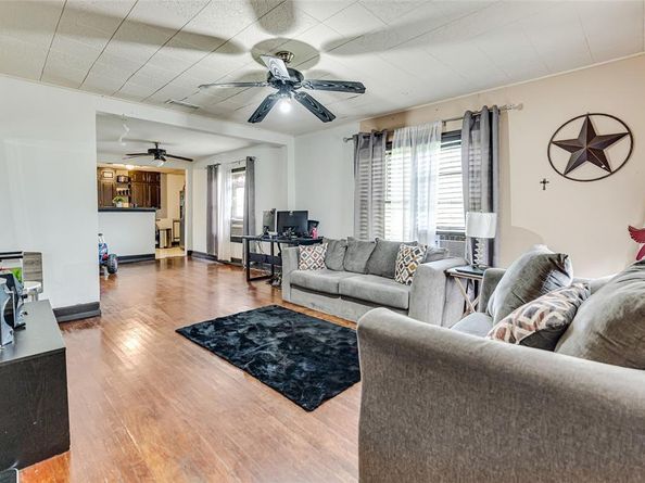 3006  25th Street , Fort Worth Texas 76106