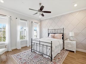 7333  Valley View Lane  702, Dallas Texas 75240