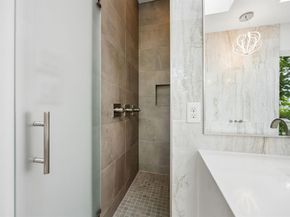 5011  Mission Avenue  A, Dallas Texas 75206