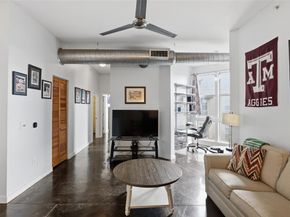 201 W Lancaster Avenue  313, Fort Worth Texas 76102