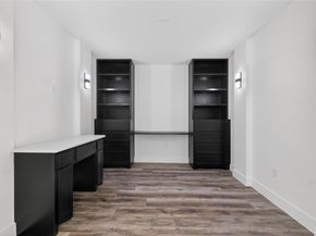 1530 S Houston School Road , Lancaster Texas 75146