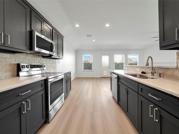 400  Copper Ridge Road , Fort Worth Texas 76052