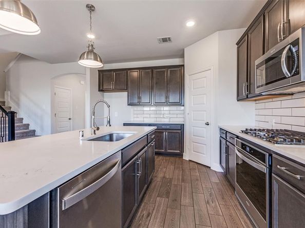 411  Parkford Drive , Fate Texas 75087