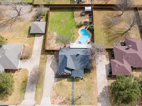 1301 N Saint Charles Avenue , Pilot Point Texas 76258