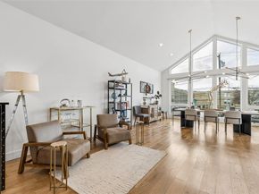 4404  Capitol Avenue , Dallas Texas 75204