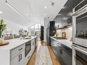 4404  Capitol Avenue , Dallas Texas 75204