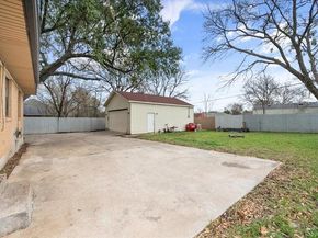 811  Green Pastures Drive , Cedar Hill Texas 75104