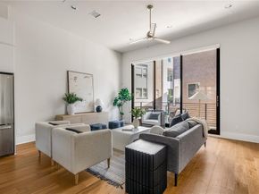 381 E Greenbriar Lane  401, Dallas Texas 75203