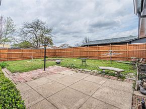 1509  Crockett Street , Garland Texas 75042