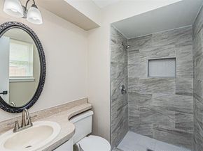 1509  Crockett Street , Garland Texas 75042