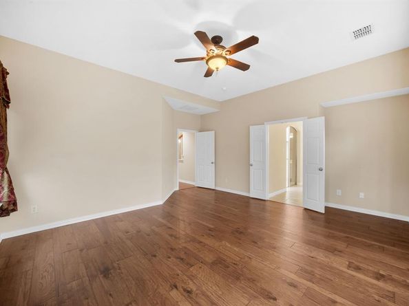 7215  Herboso  , Grand Prairie Texas 75054