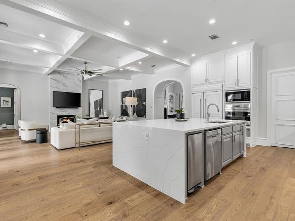 5713  Woodmont Court , Plano Texas 75093