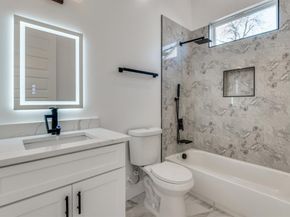 2802  Guymon Street , Dallas Texas 75212