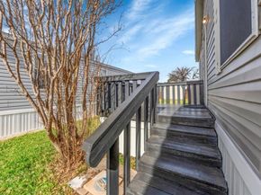 4000  Ace Lane  Trailer 325, Lewisville Texas 75067