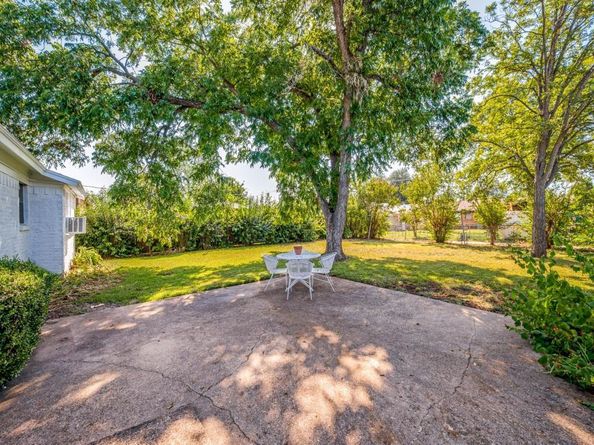 4318  Pineridge Drive , Garland Texas 75042