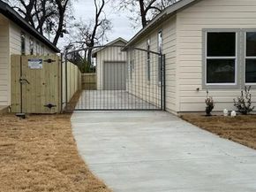 3614  Latimer Street , Dallas Texas 75215