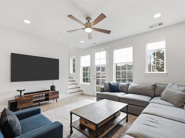 1900  Caddo Street  2, Dallas Texas 75204