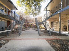 5322  Fleetwood Oaks Avenue  142, Dallas Texas 75235