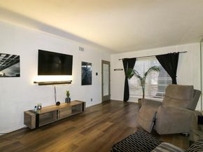 5322  Fleetwood Oaks Avenue  142, Dallas Texas 75235