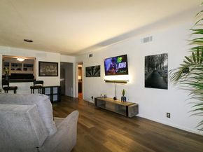 5322  Fleetwood Oaks Avenue  142, Dallas Texas 75235