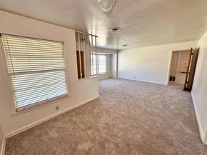 809  Crescent Street , Denton Texas 76201