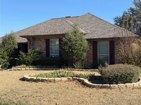 2702  Grasmere Street , Garland Texas 75040