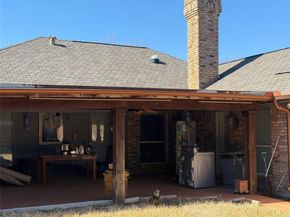 2702  Grasmere Street , Garland Texas 75040