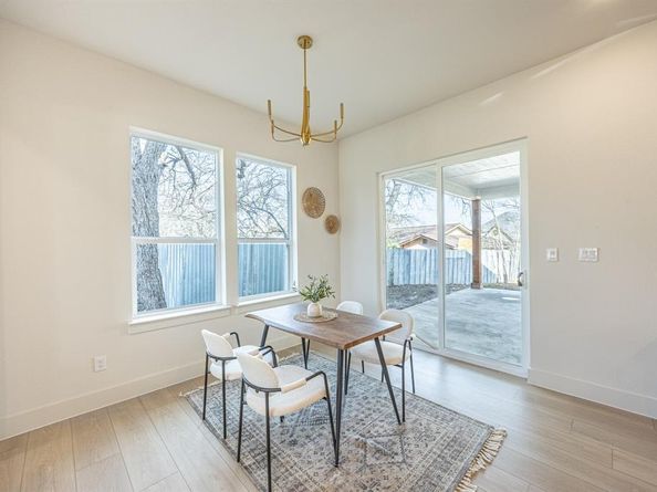 617 E Ramsey Avenue , Fort Worth Texas 76104