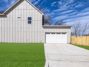 617 E Ramsey Avenue , Fort Worth Texas 76104